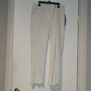 Peter Nygard White Denim Crop Pants NWT